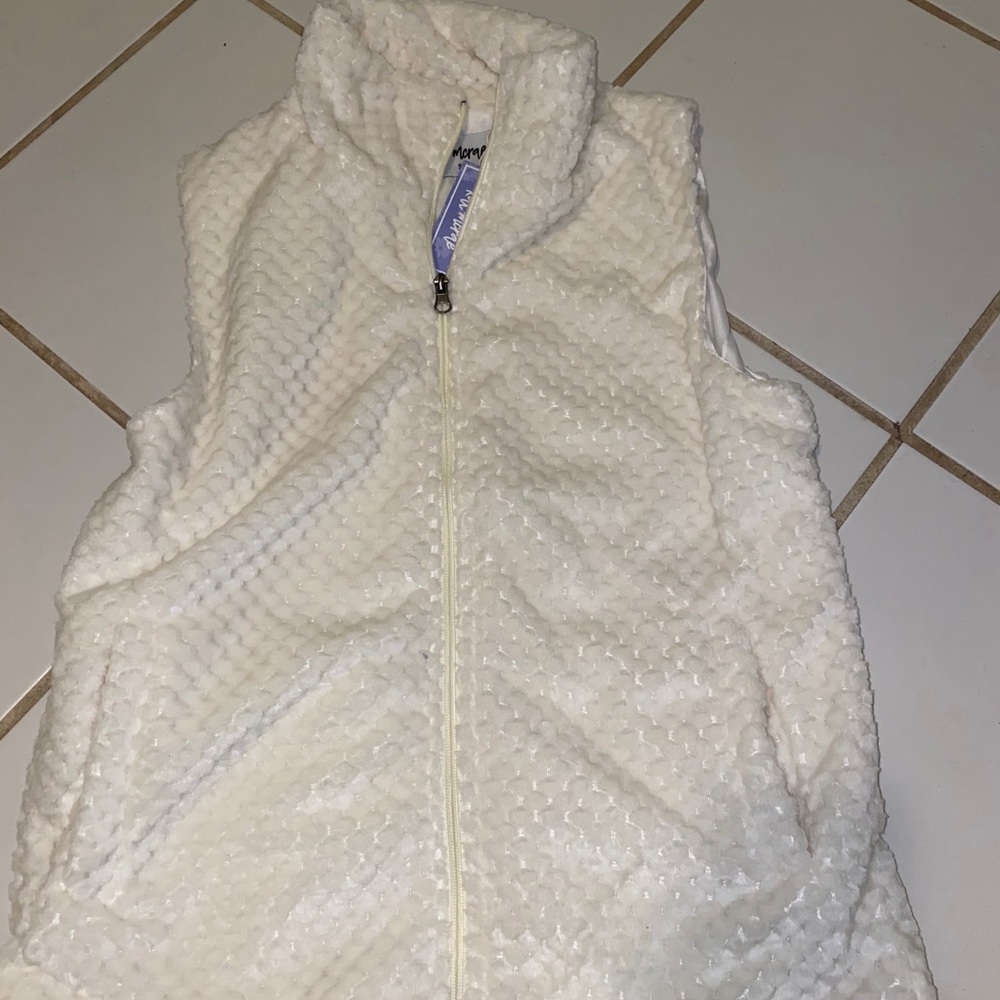 Sleeveless sherpa vest